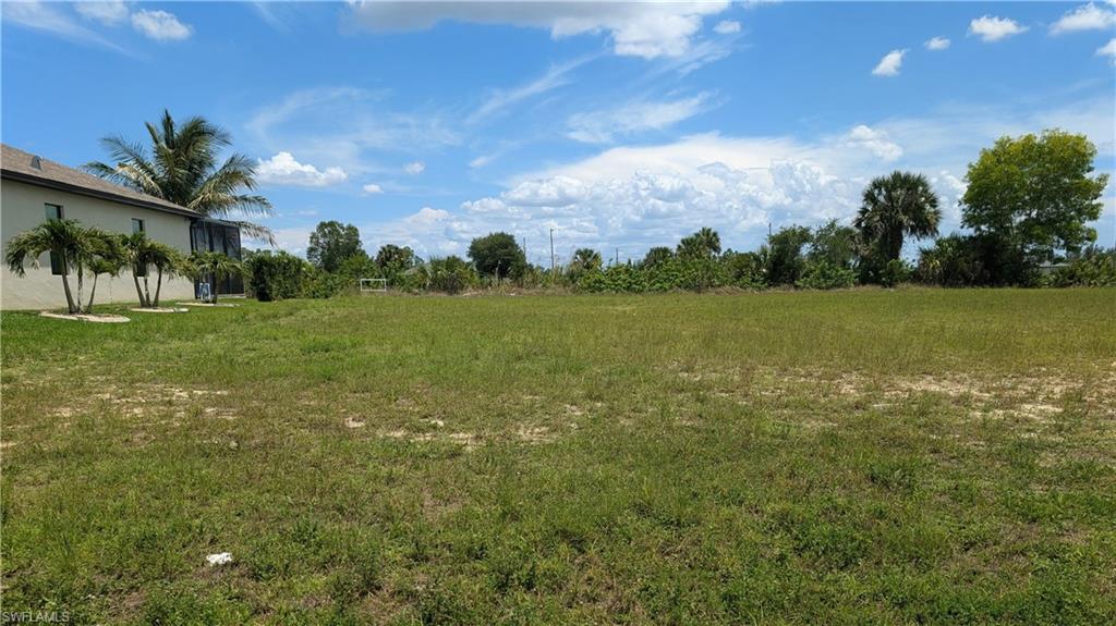 CAPE CORAL - Land