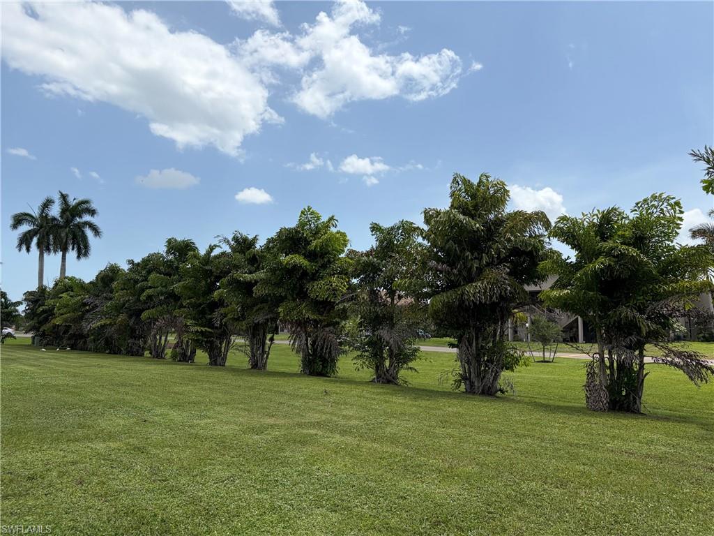 SOUTHWOOD CONDOMINIUM - Residential