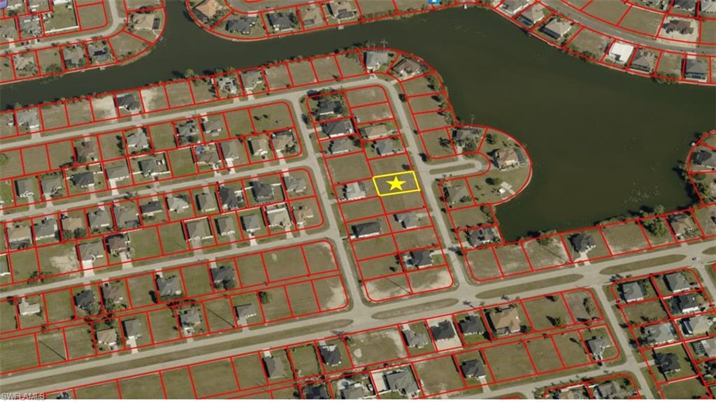 CAPE CORAL - Land