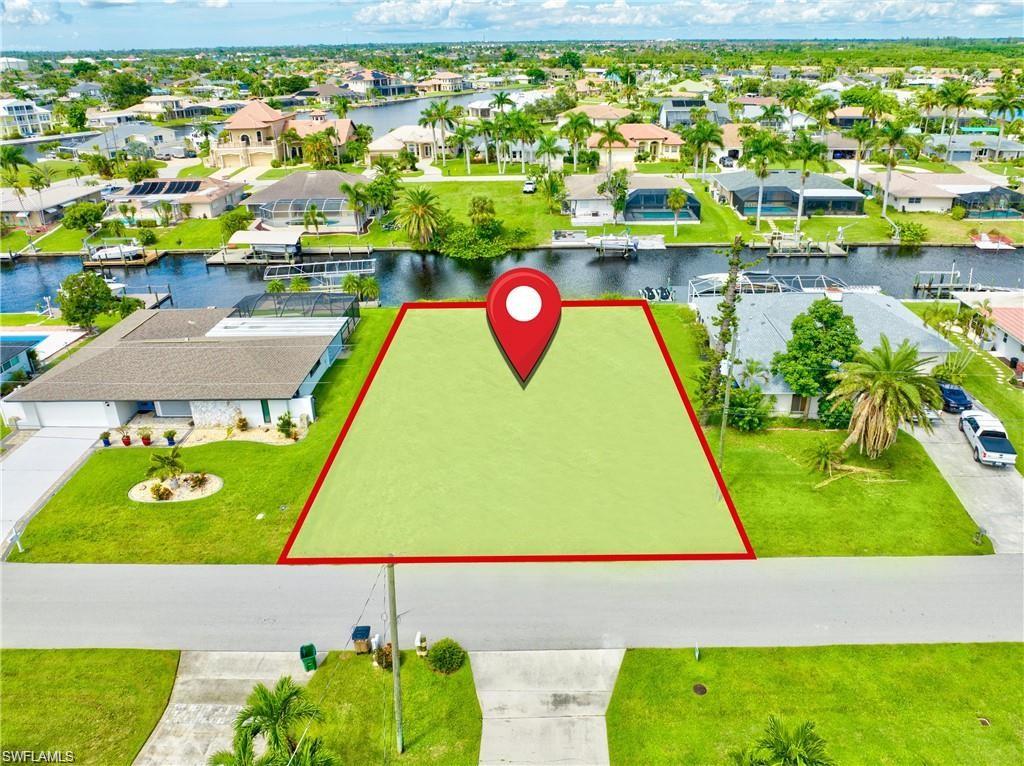 CAPE CORAL - Land