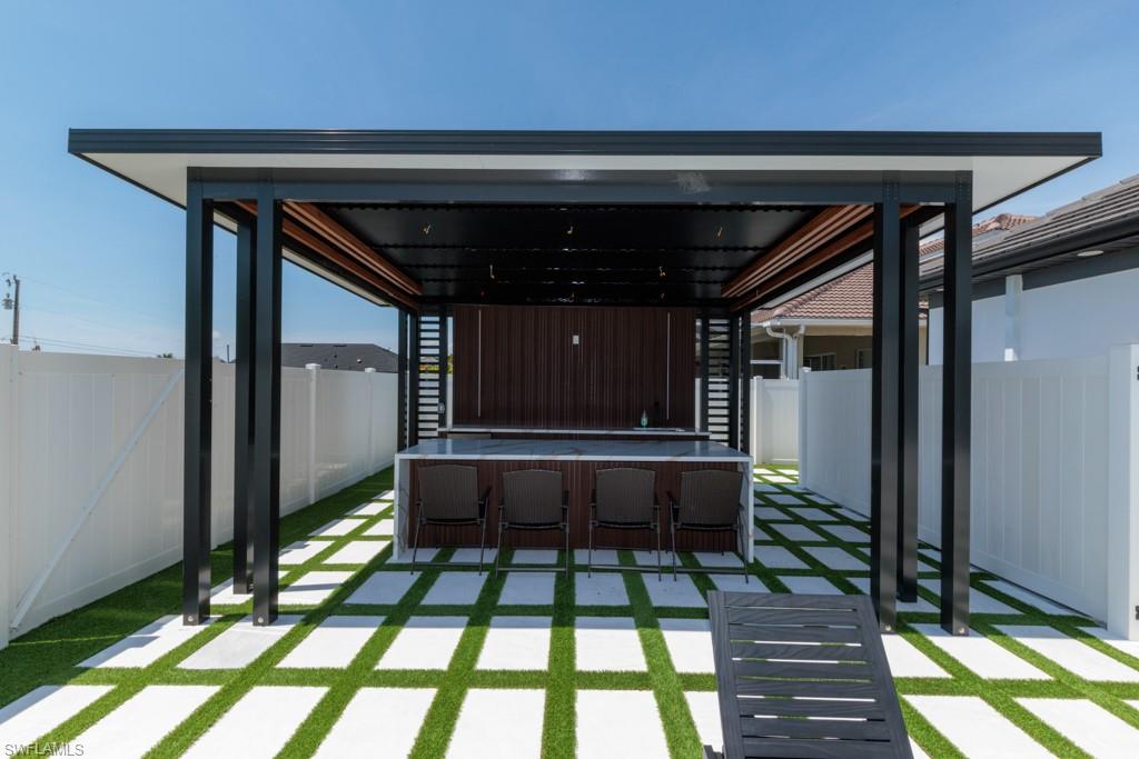 CAPE CORAL - Residential Lease
