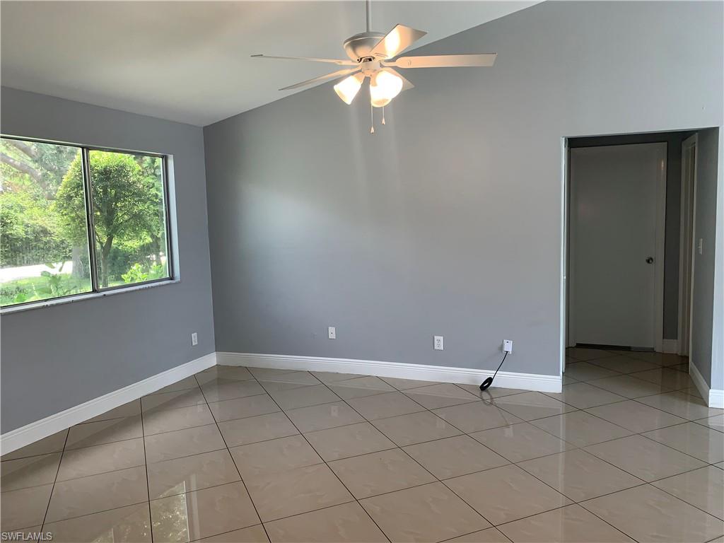 SAN CARLOS PARK - Residential