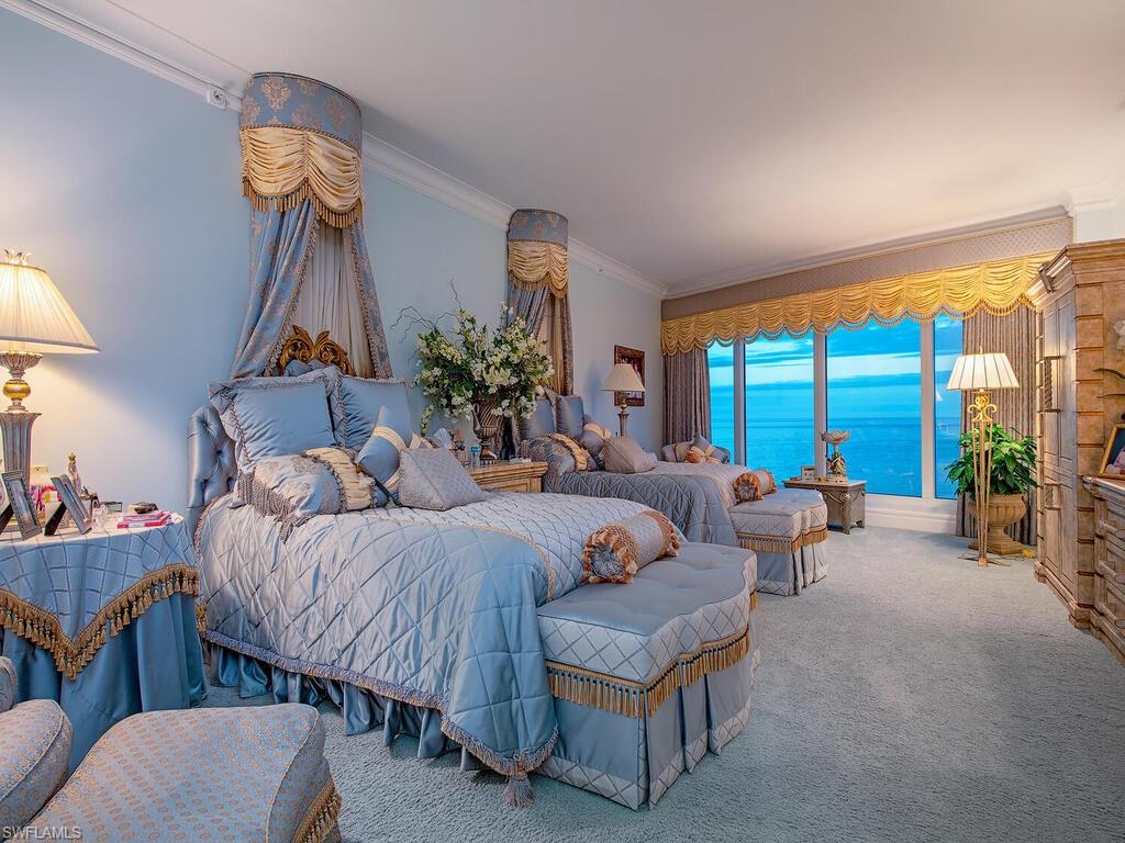 REGENT - Residential