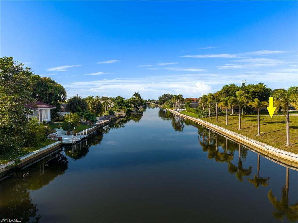CAPE CORAL - Land