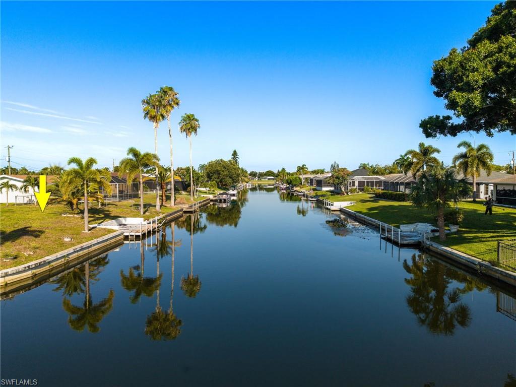 CAPE CORAL - Land