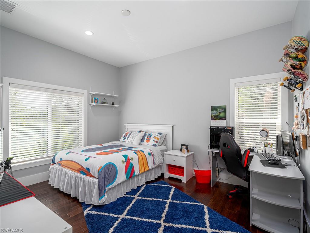GUMBO LIMBO - Residential