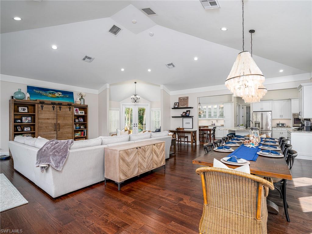 GUMBO LIMBO - Residential