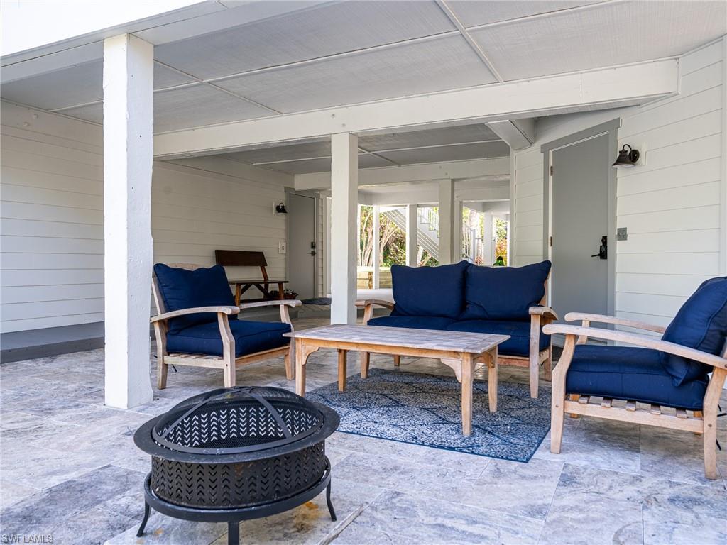 GUMBO LIMBO - Residential