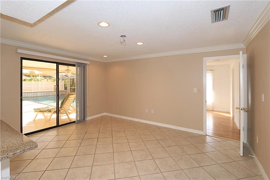 NAPLES PARK - Residential