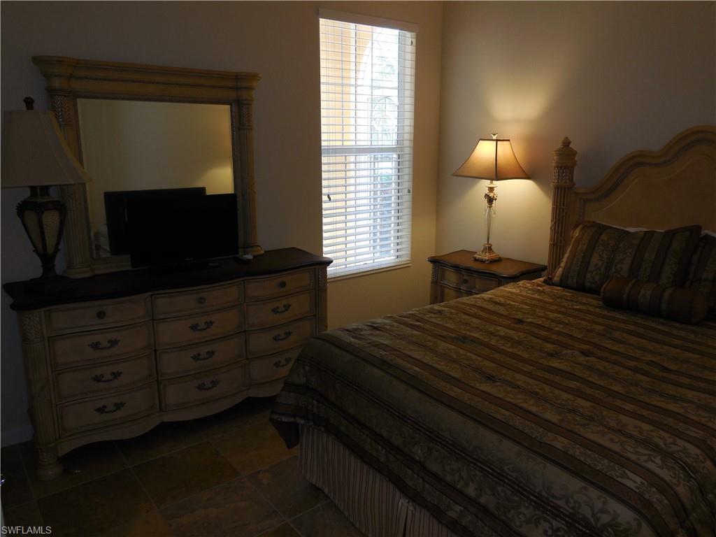 VERONA WALK - Residential Lease