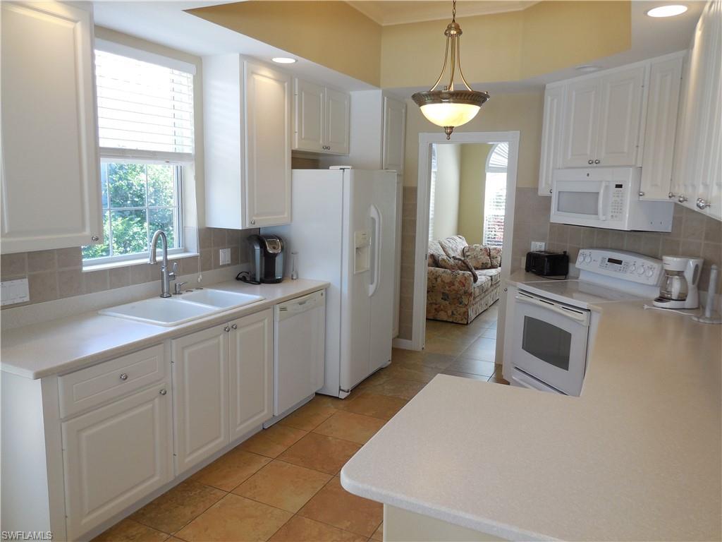 VERONA WALK - Residential Lease