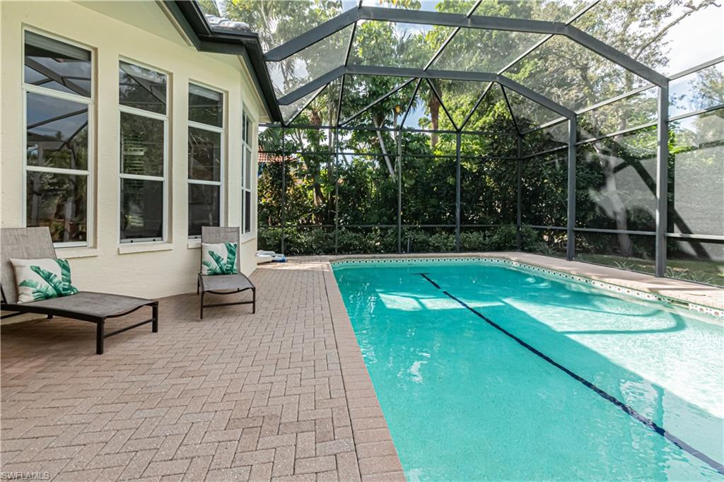 RIVERWALK - Residential