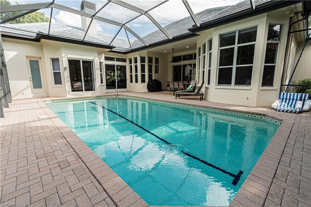 RIVERWALK - Residential
