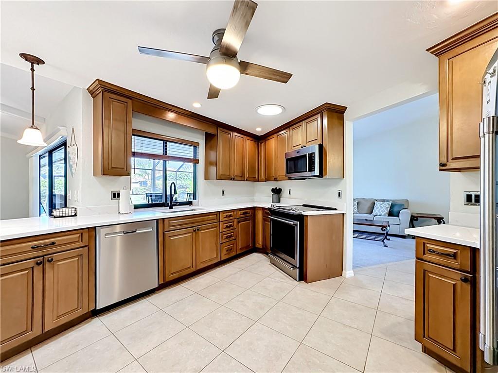 WHISKEY CREEK - Residential