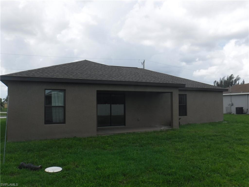 CAPE CORAL - Residential