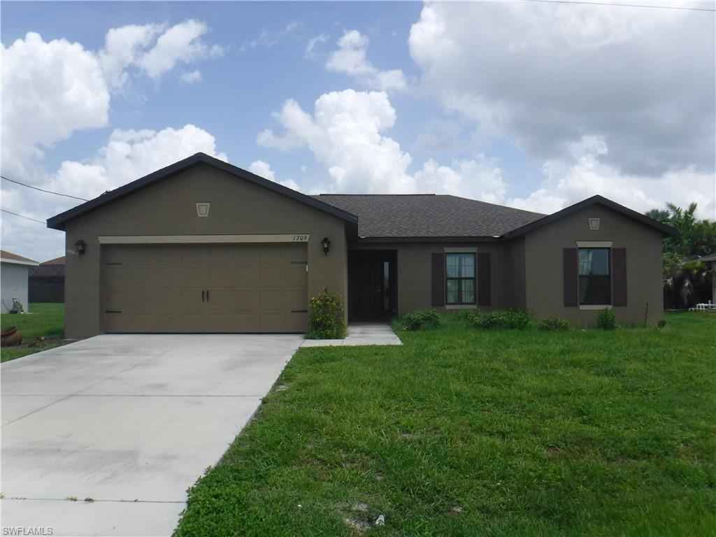 CAPE CORAL - Residential