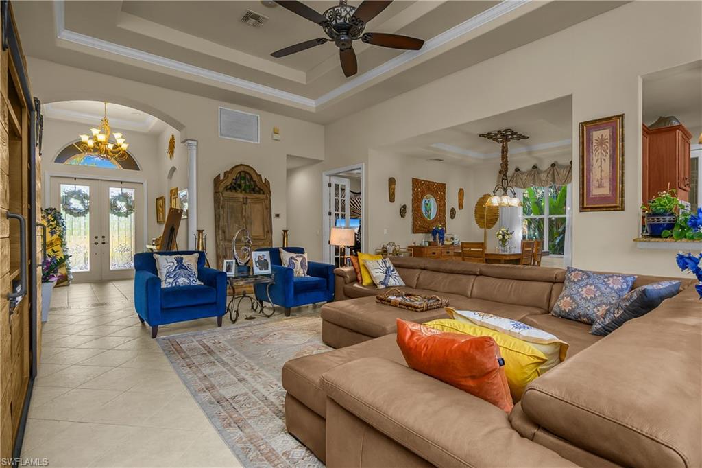 BELLE LAGO - Residential