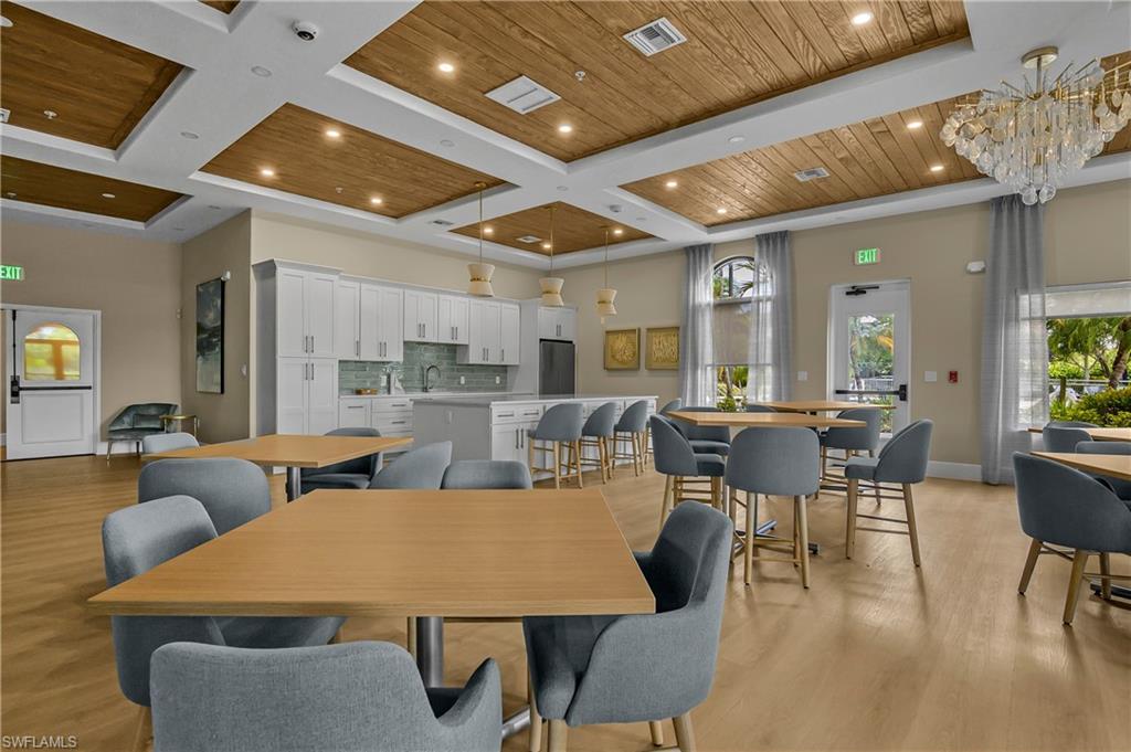 BELLE LAGO - Residential