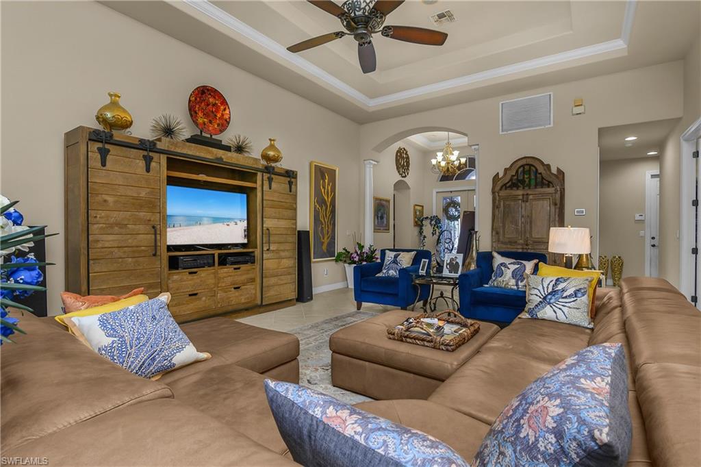 BELLE LAGO - Residential
