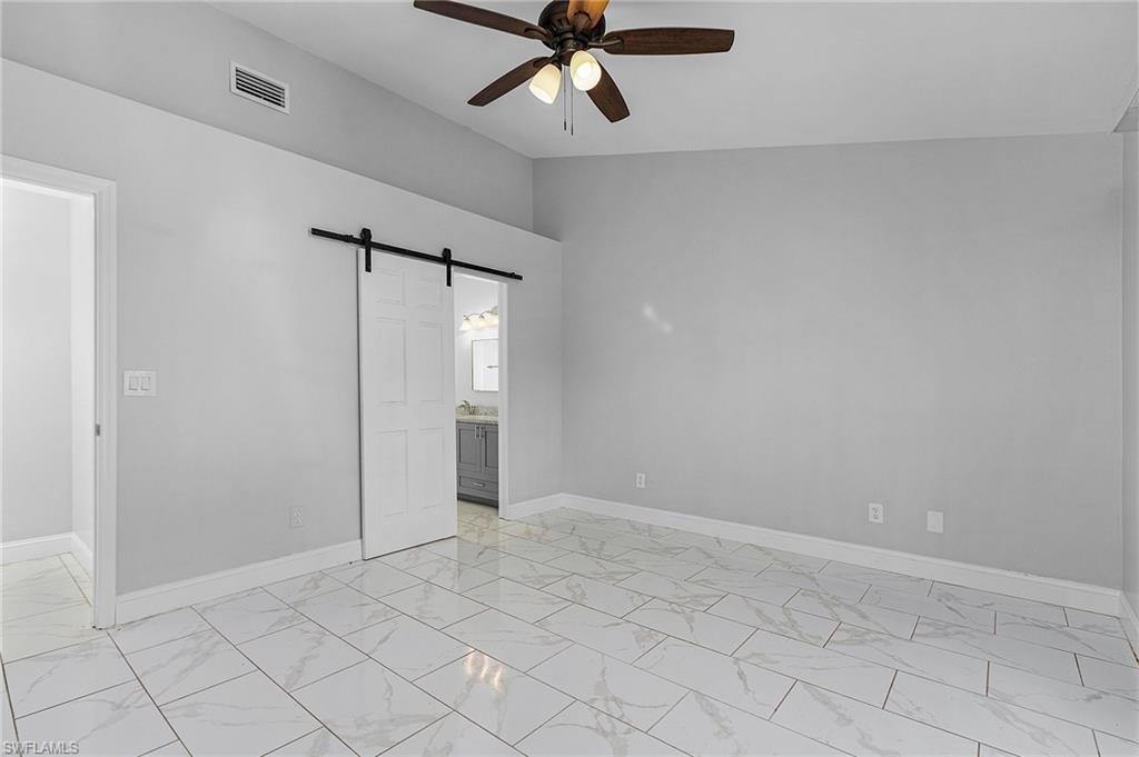 SAN CARLOS PARK - Residential