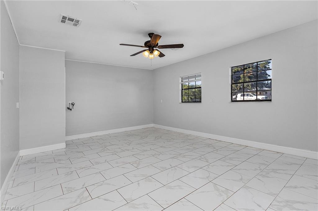 SAN CARLOS PARK - Residential