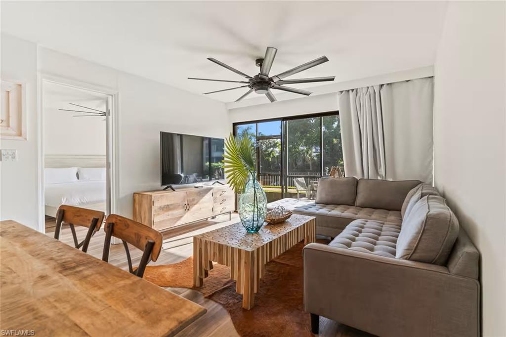 PARK SHORE RESORT - Residential