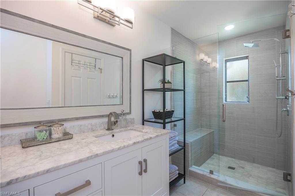 NAPLES PARK - Residential