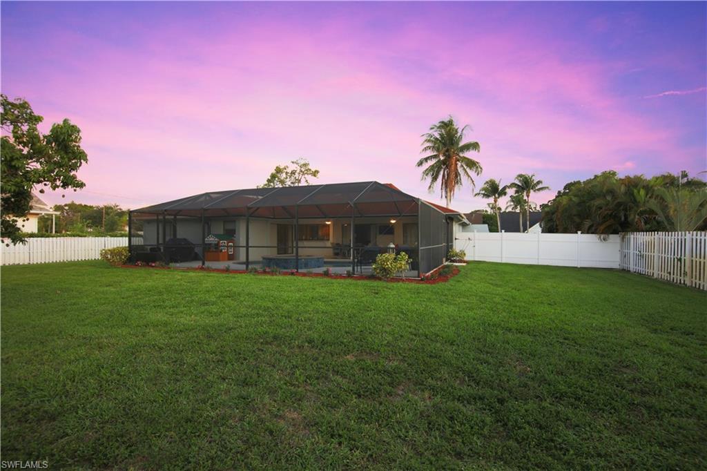 NAPLES PARK - Residential
