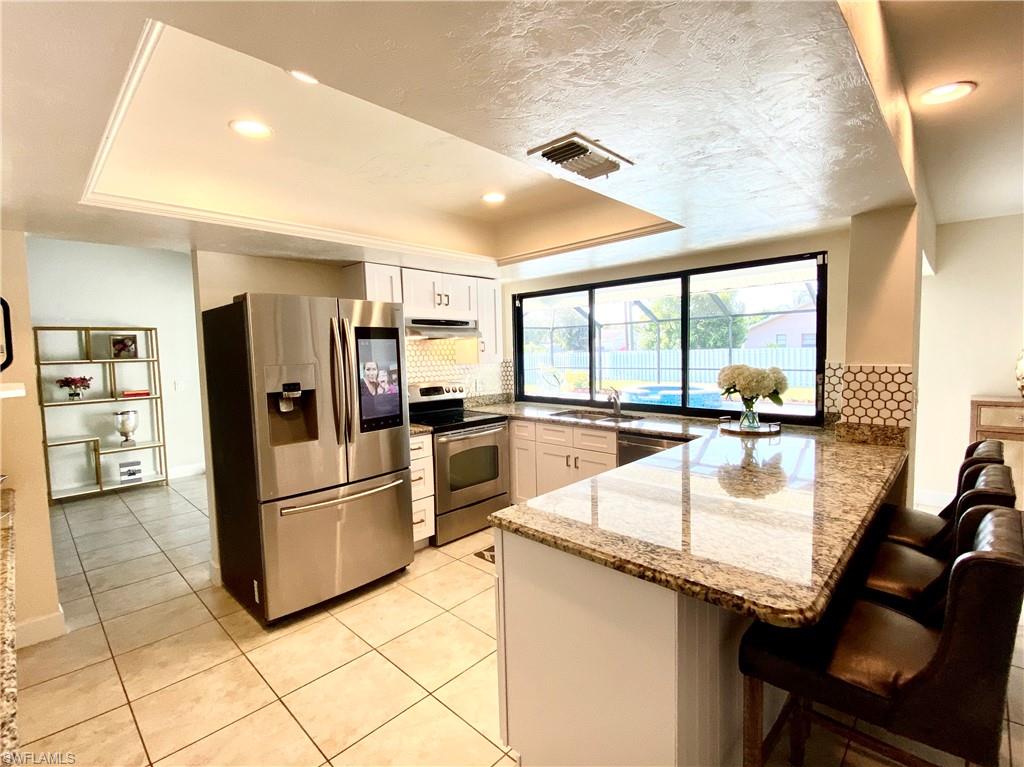 NAPLES PARK - Residential