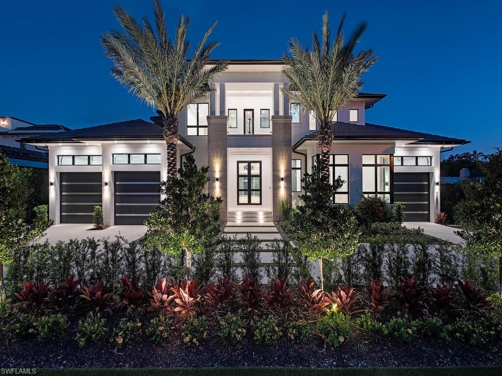 AQUALANE SHORES - Residential