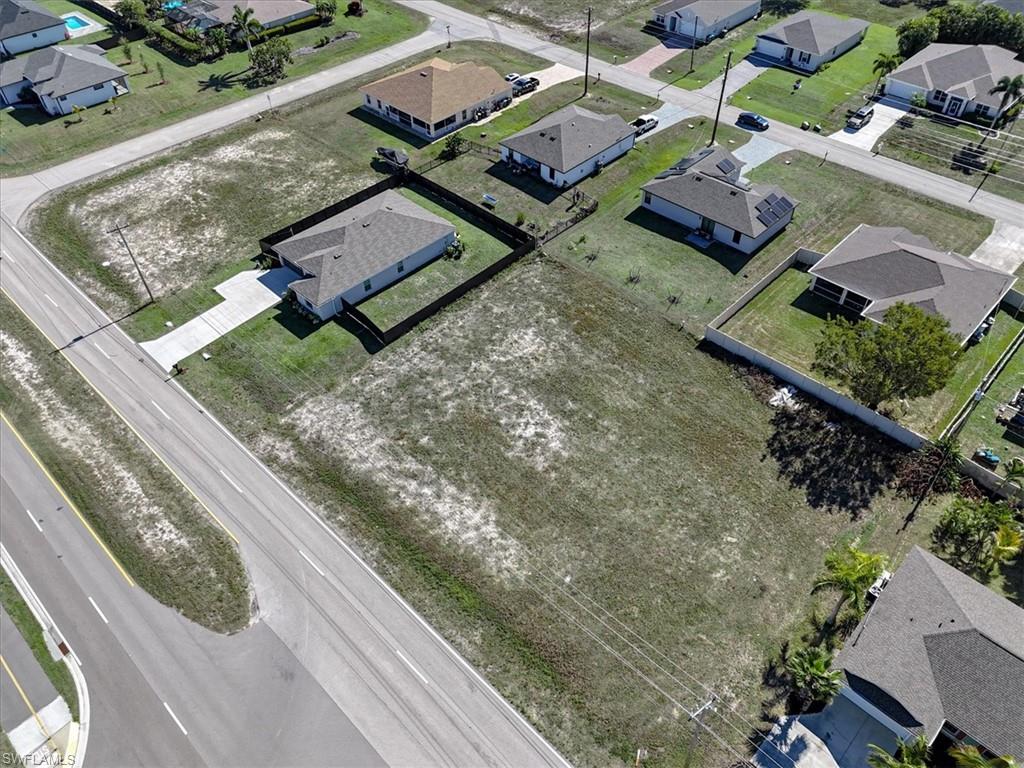 CAPE CORAL - Land
