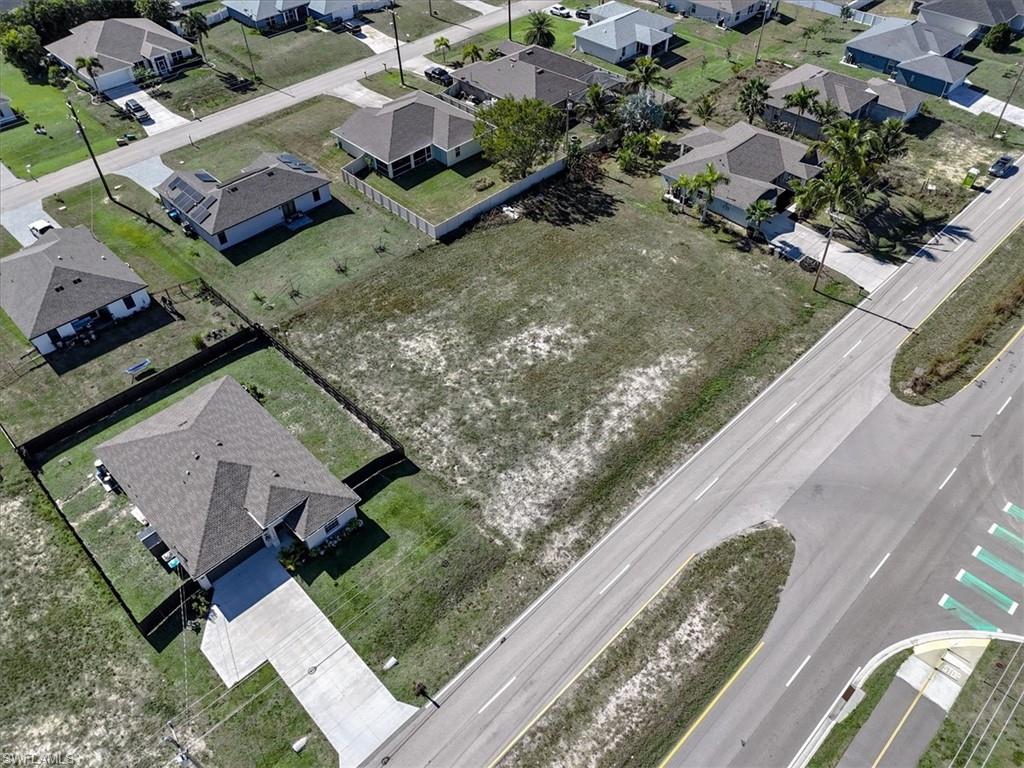 CAPE CORAL - Land