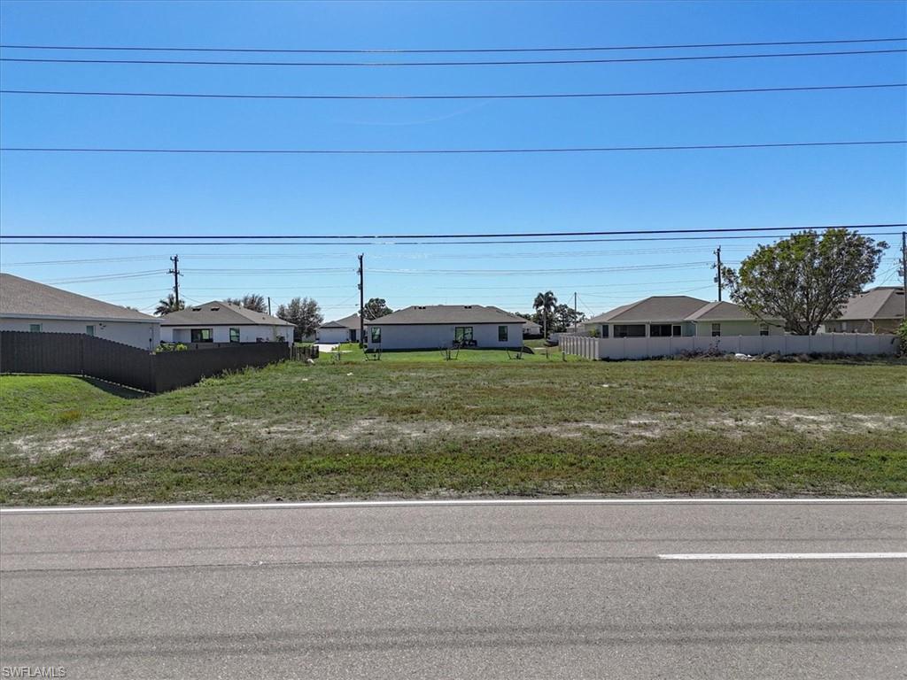 CAPE CORAL - Land
