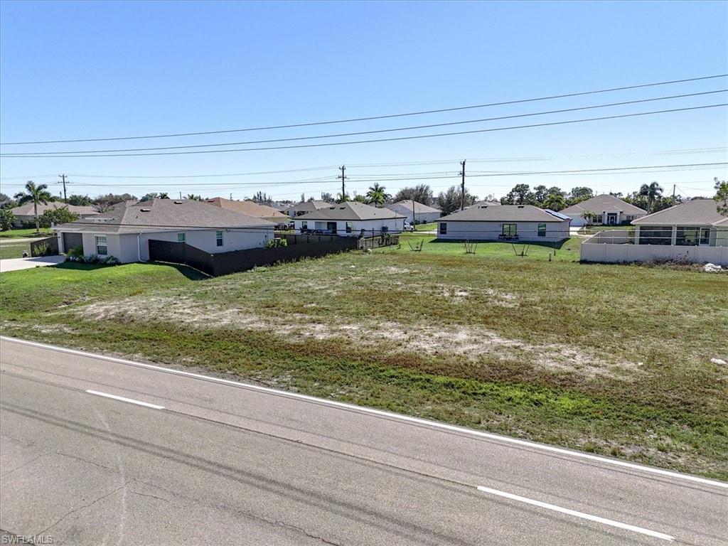 CAPE CORAL - Land