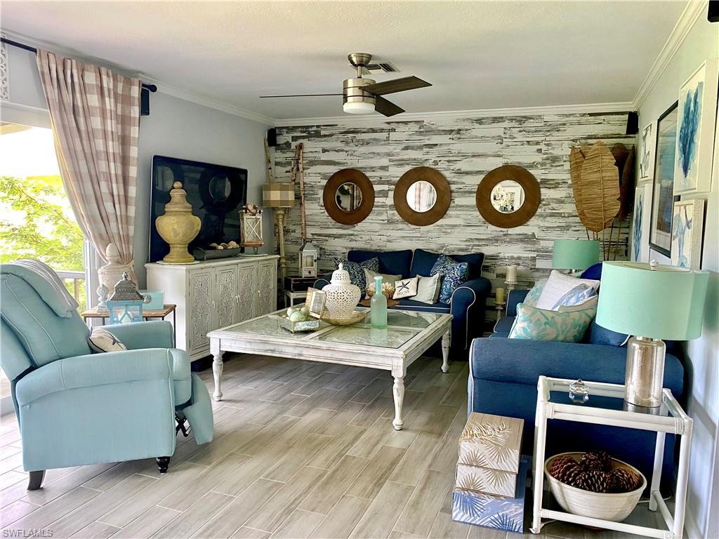 GLADES COUNTRY CLUB - Residential Lease