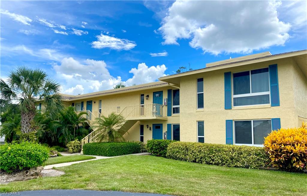 GLADES COUNTRY CLUB - Residential Lease