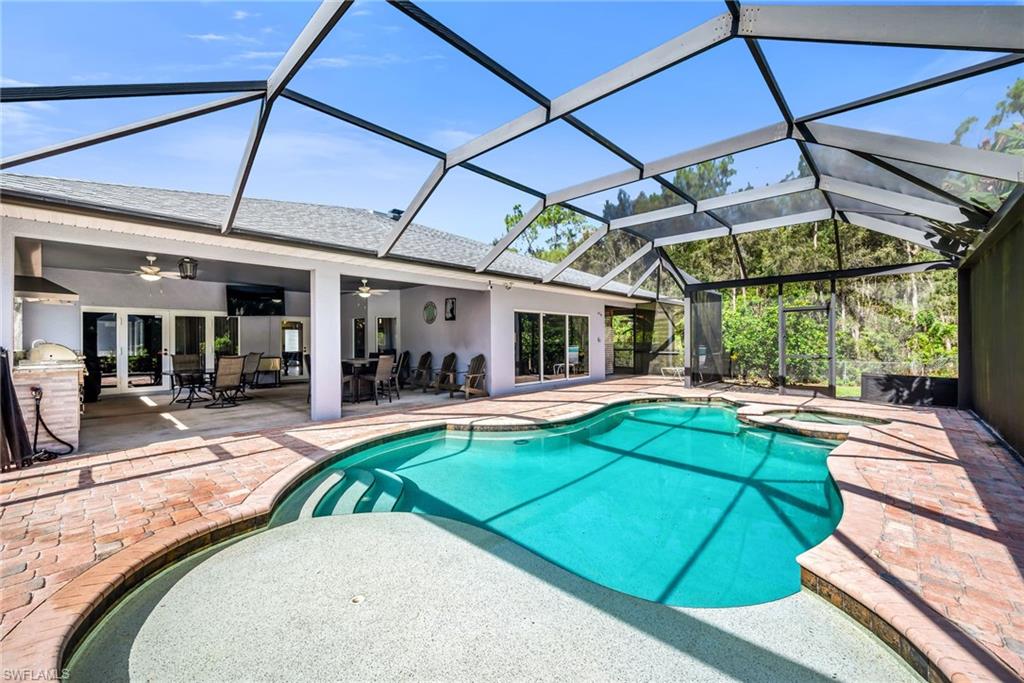 SAN CARLOS ESTATES - Residential