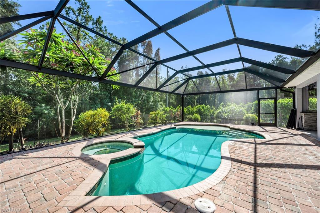 SAN CARLOS ESTATES - Residential