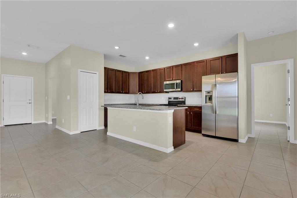 PUNTA GORDA ISLES - Residential