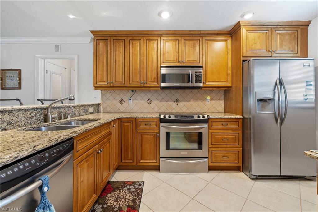 MYERLEE GOLFSIDE EAST CONDO - Residential