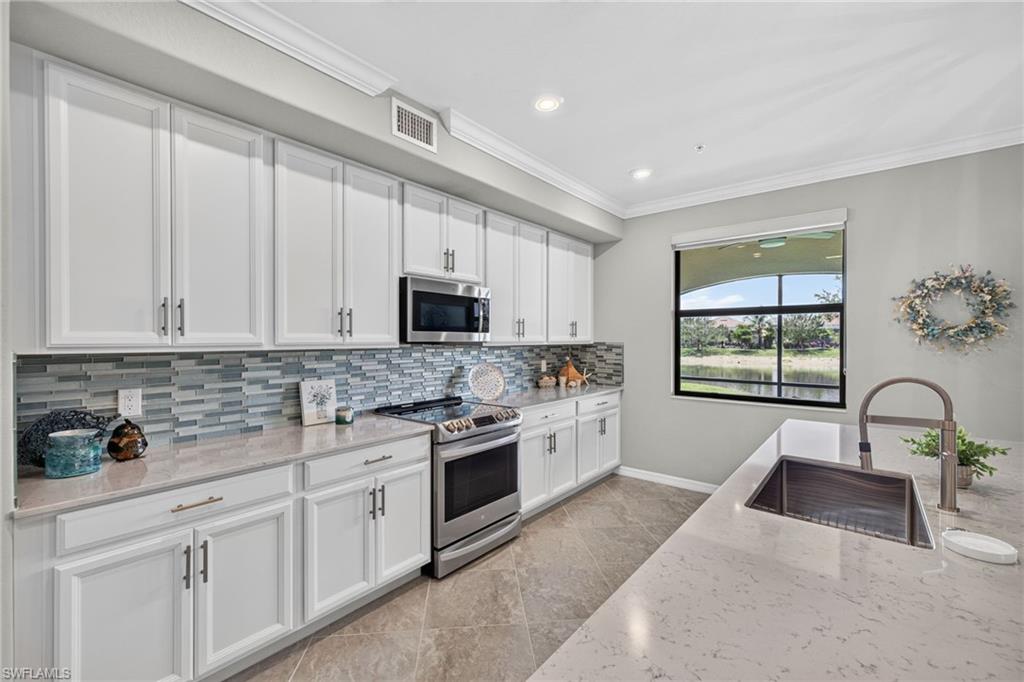 BONITA NATIONAL GOLF AND COUNTRY CLUB - Residential