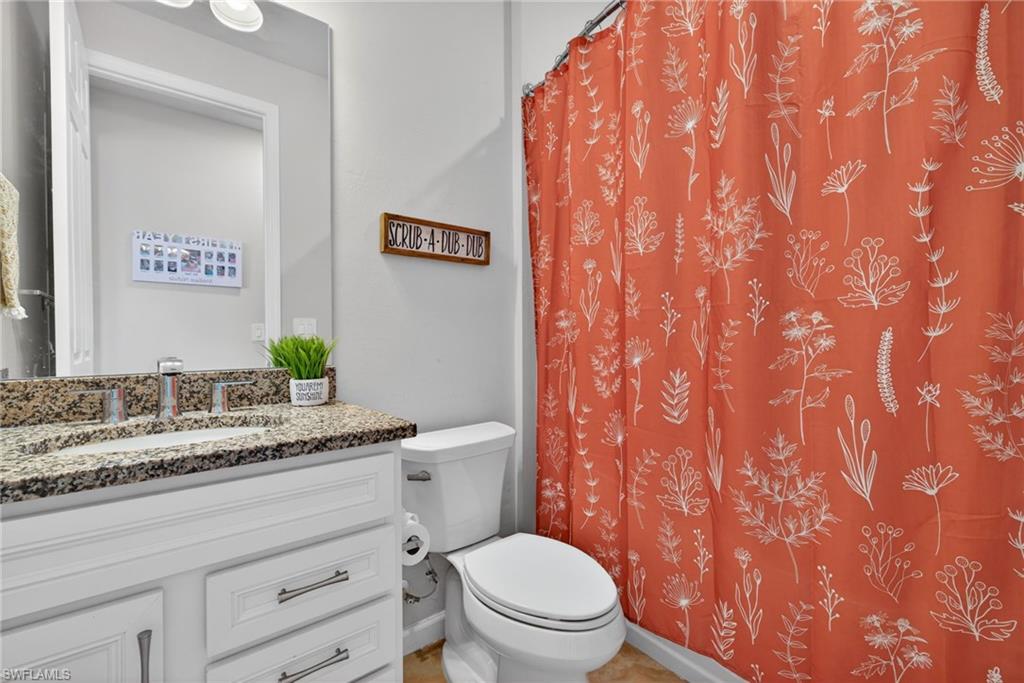 HAMPTON LAKES - Residential