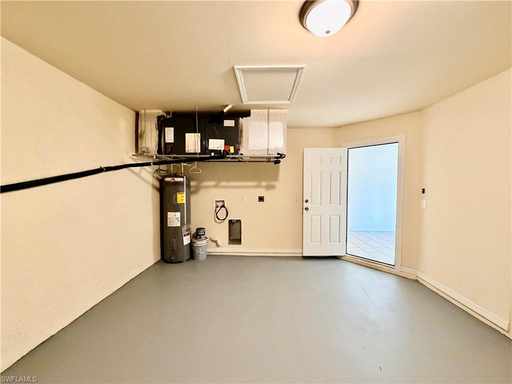 CAPE CORAL - Residential Lease