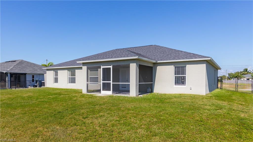 CAPE CORAL - Residential