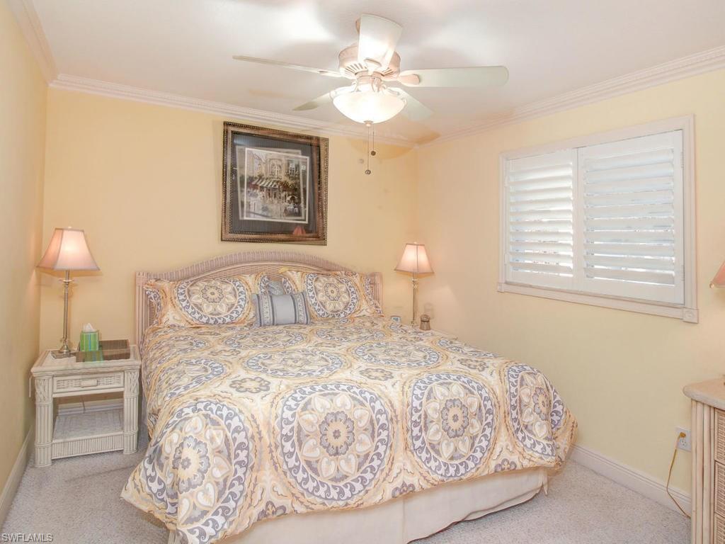 CASTLETON GARDENS - Residential