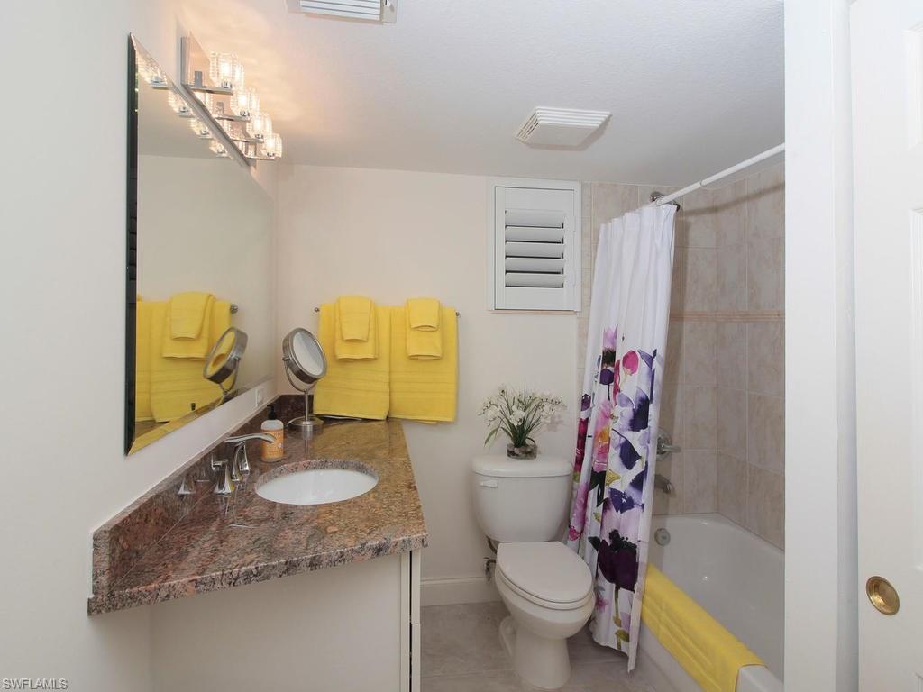 CASTLETON GARDENS - Residential