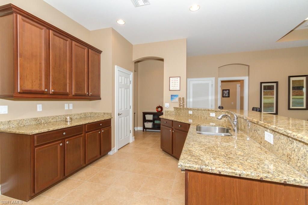 VALENCIA COUNTRY CLUB - Residential