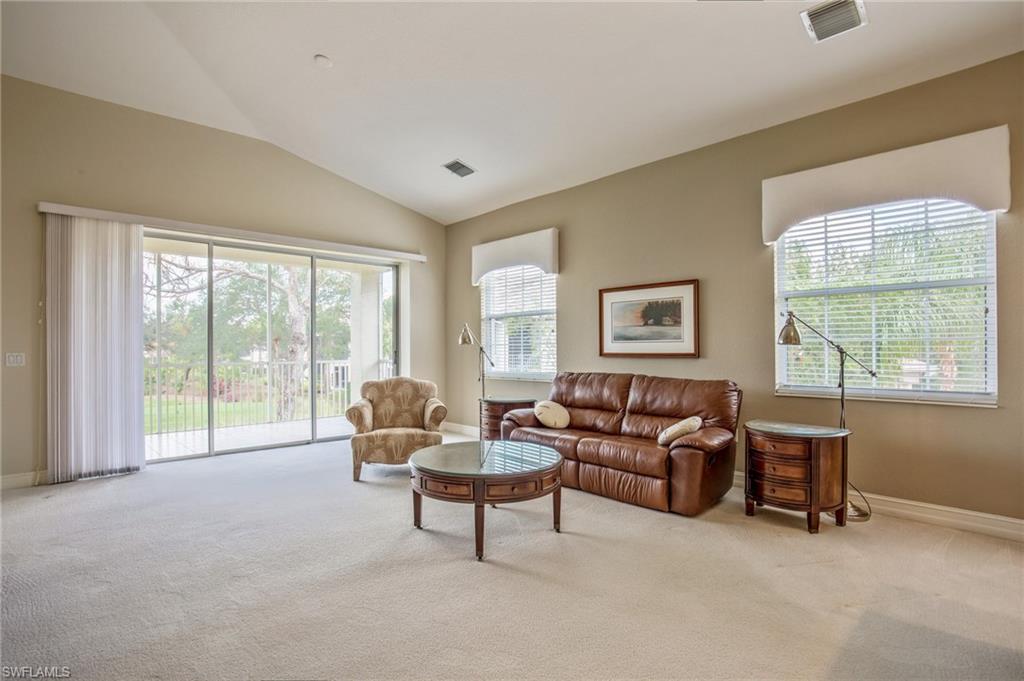 LANCASTER SQUARE - Residential