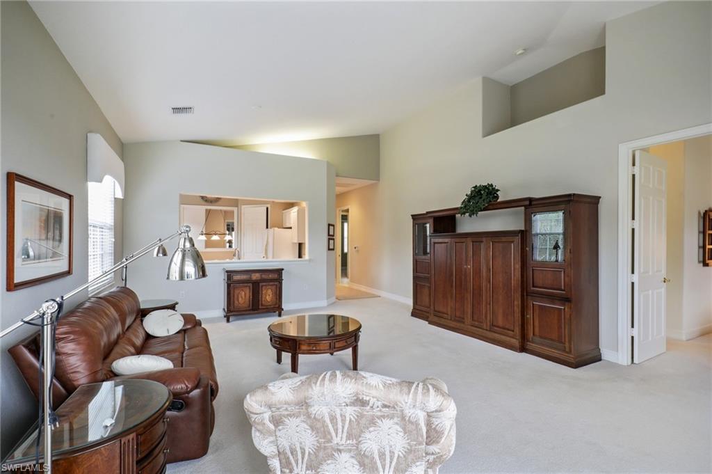 LANCASTER SQUARE - Residential