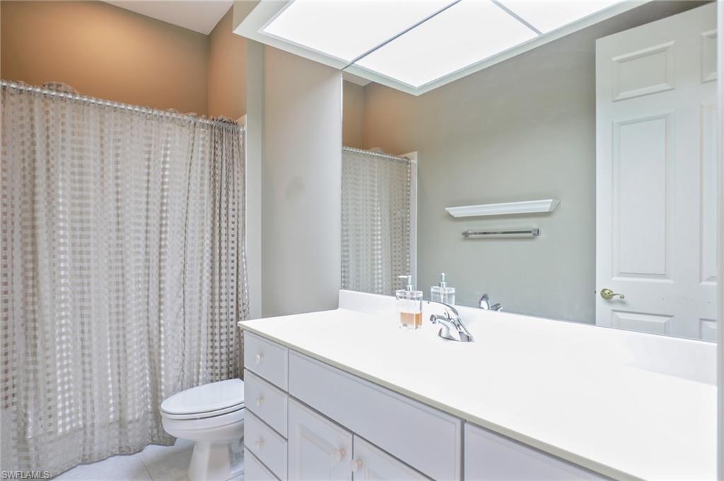 LANCASTER SQUARE - Residential